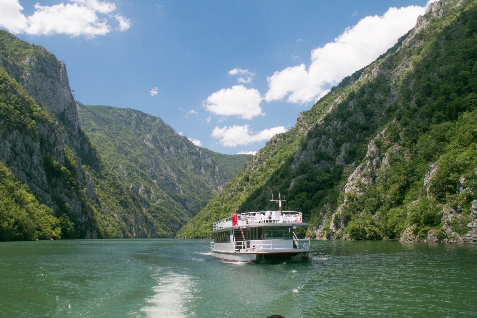 Krstarenje Jezerom Perućac