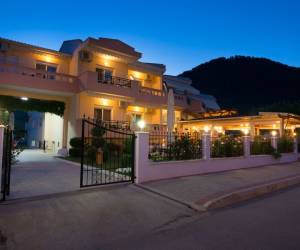Nikolas Studios