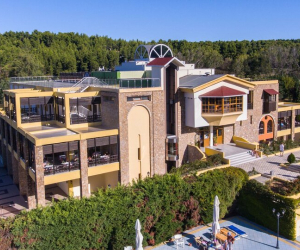 Simantro Resort