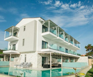 Blue Carpet Luxury Suites
