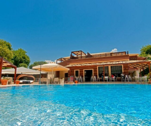 Riviera Perdika