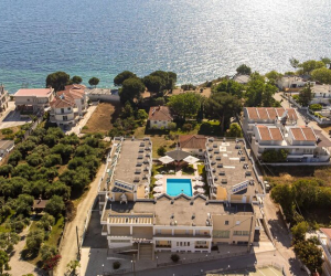 Adonis Hotel
