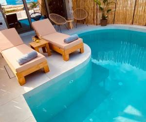 Amo Golden Suites