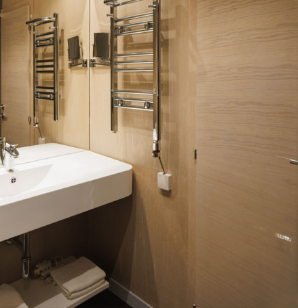Junior suite, pogled more