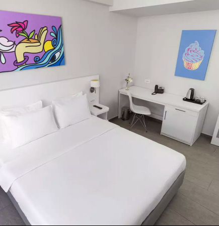 GARDEN JUNIOR SUITE
