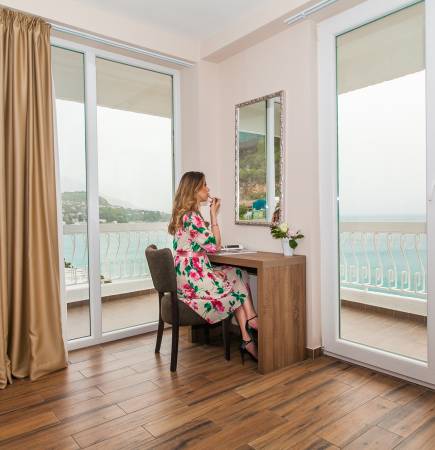 Suite, pogled more