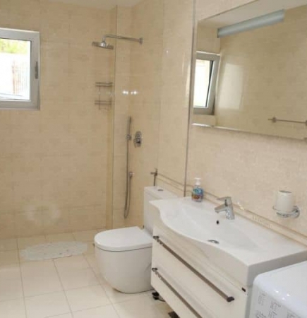 APARTMAN – dnevni boravak + 2 sobe
