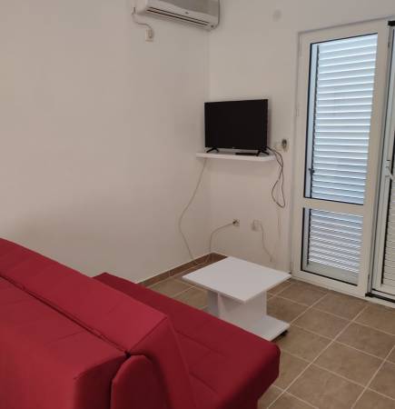 1/4+1 app studio